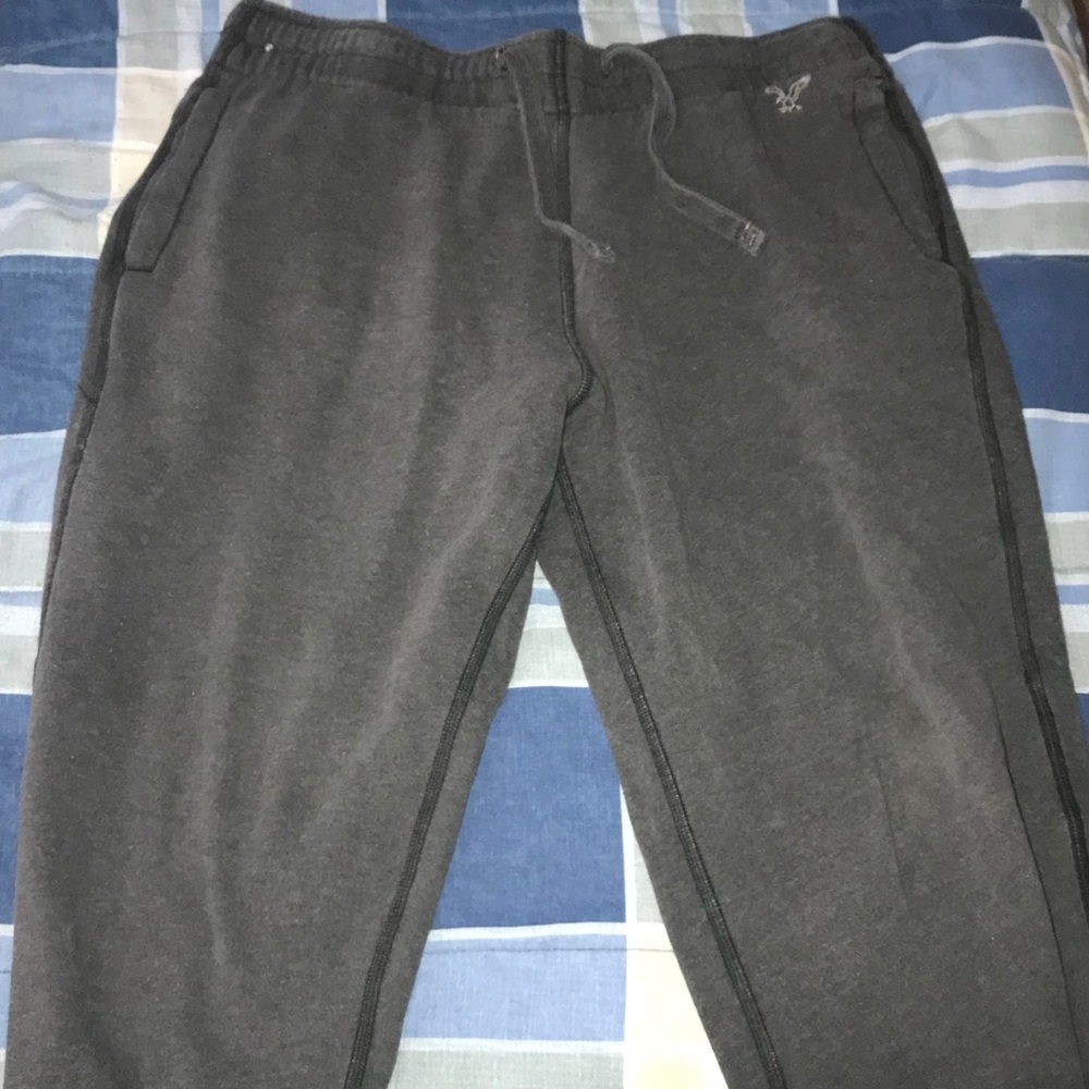 Grey American Eagle sweatpants